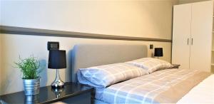 Апартамент Welcome Brescia Apartments Бреша Италия