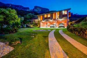 Hospedaria Estação Píccola No quintal da Pedra do Baú