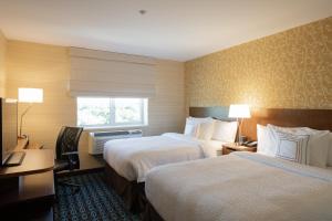 Guest Room with Two Double Beds room in Fairfield Inn & Suites by Marriott New York Queens/Fresh Meadows