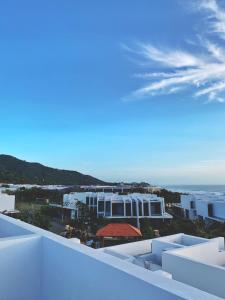 Oceanami Beach Club and Resort Long Hải