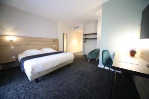 Hotels Hotel Fontaine Argent - Centre Ville : Suite