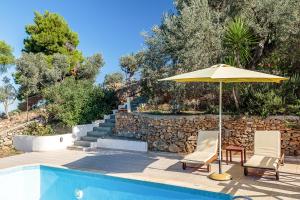 Skopelos Villa Sleeps 2 with Pool and Air Con Skopelos Greece