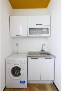 Amaze Residence luxury 2 bedroom apartment 4