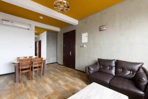 Amaze Residence luxury 2 bedroom apartment 5