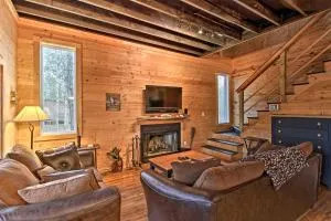 Pet-Friendly Santee River Retreat with Private Dock! - McClellanville