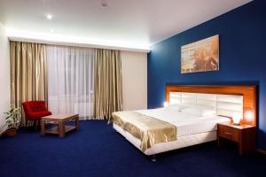 Deluxe Double Room room in Hotel Khoroshie Lyudi
