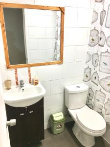 Departamento completo 43 mts2 (2 habs + 1 futón) - Centro Tomé - 5 personas max - Edificio Don Francisco