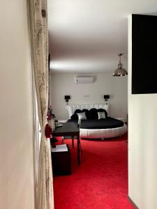 Hotels Salon Boyer : photos des chambres