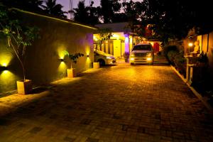 Seven Rich Villa