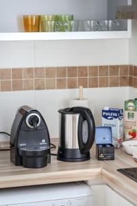 Beautiful Duplex-City Center. Parking by the house