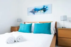 The Dakota - next to East Midlands Airport - 达宁顿堡 The Dakota - next to East Midlands Airport - 达宁顿堡