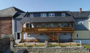 Broßmann's Hof - 措伊伦罗达