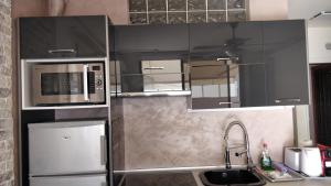 Golden Paradise Seaview