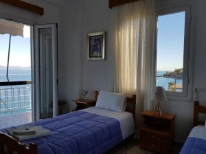 Blue Sky Apartments & Rooms Arkadia Greece