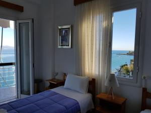 Blue Sky Apartments & Rooms Arkadia Greece