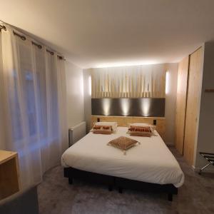 Hotels Le Castelet : Chambre Double Supérieure