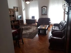 Piac Utcai Apartman 2 - Debrecen