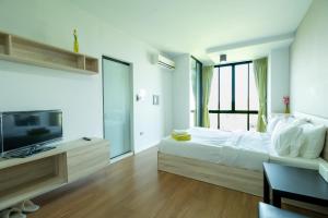 Studio room in The Vert