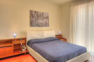 Appartamento Elisabetta 100 mq con vista mare e parcheggio - Pietra Ligure