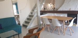 Les pieds dans le sable