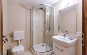 Superior Double Room with Balcony and Park View room in Hotel Herastrau