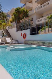 The Hill House Villa