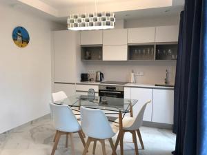 Nuevo Luminoso Apartamento Catalina a 80 metros de la playa para 4 personas