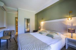 Hotels Hotel du Pont de l'Oso : photos des chambres