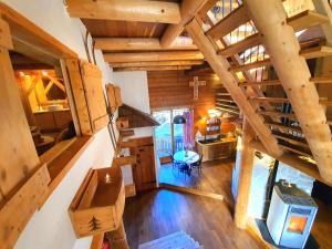 Chalets Cosy Lodge au pied de l'Alpe D'Huez Sport et Detente Jacuzzi Piscine Sauna Bar Billard : photos des chambres