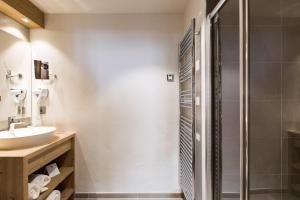 Hotels Les Chalets de La Griyotire : photos des chambres