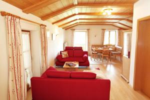 Two-Bedroom Apartment room in Ferienbauernhof Köpf