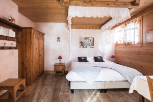Hotels Les Chalets de La Griyotire : photos des chambres