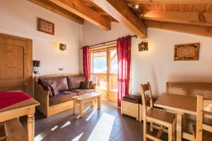 Hotels Les Chalets de La Griyotire : photos des chambres