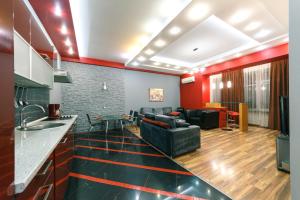 Two-room Lux 25 Antonovycha str Centre of Kiev