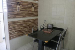 3 dormitórios no Guarujá, próximo ao Aquário! Sinta-se em casa!