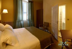 Hotels Hotel Duc De Padoue : photos des chambres