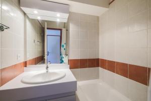 Appartements Residence Les Chalets de Puy Saint Vincent - maeva Home : Studio Confort (2 Personnes)