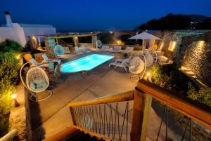 Sakas Residences Santorini Greece