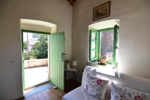 Axion Homes Kythira Greece