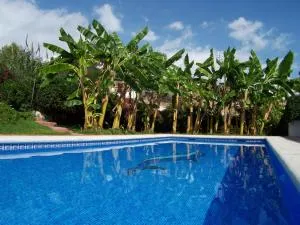 Villa Pinomar - Sleeps 8 - Burriana Beach - Nerja