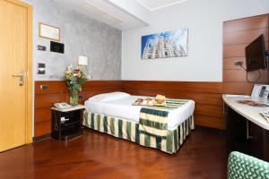 Single Room with Single Bed room in Hotel Mirage Sure Hotel Collection by BEST WESTERN