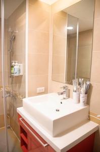 Phòng Deluxe 4 Người (Deluxe Quadruple Room)