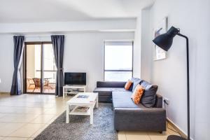 1 Bedroom with Stunning Ain Dubai and Full Sea View