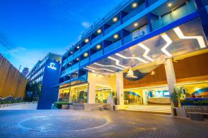 Hotel Clover Patong Phuket - SHA Plus
