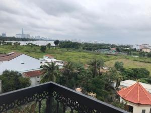 Hoa Phat Hotel & Apartment