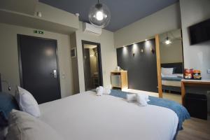 Standard Double or Twin Room room in Be My Guest Athens