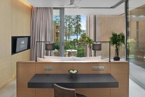 Twinpalms MontAzure Phuket Resort