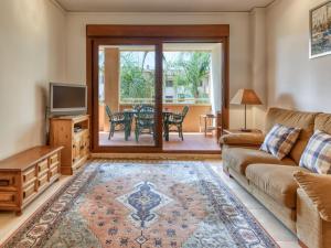 Apartment Benvinguts by Interhome