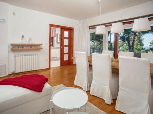 Holiday Home Villa Beach Front by Interhome 