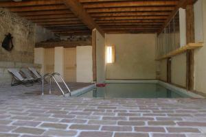 Maisons de vacances Ancienne Abbaye de Franquevaux Templiers : photos des chambres